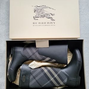 Burberry Rainboot size 38